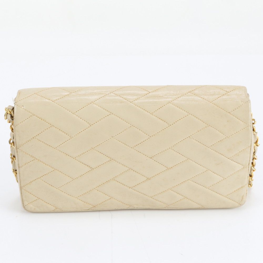Chanel Lambskin Chain Beige Leather Shoulder Bag Hand — view 3
