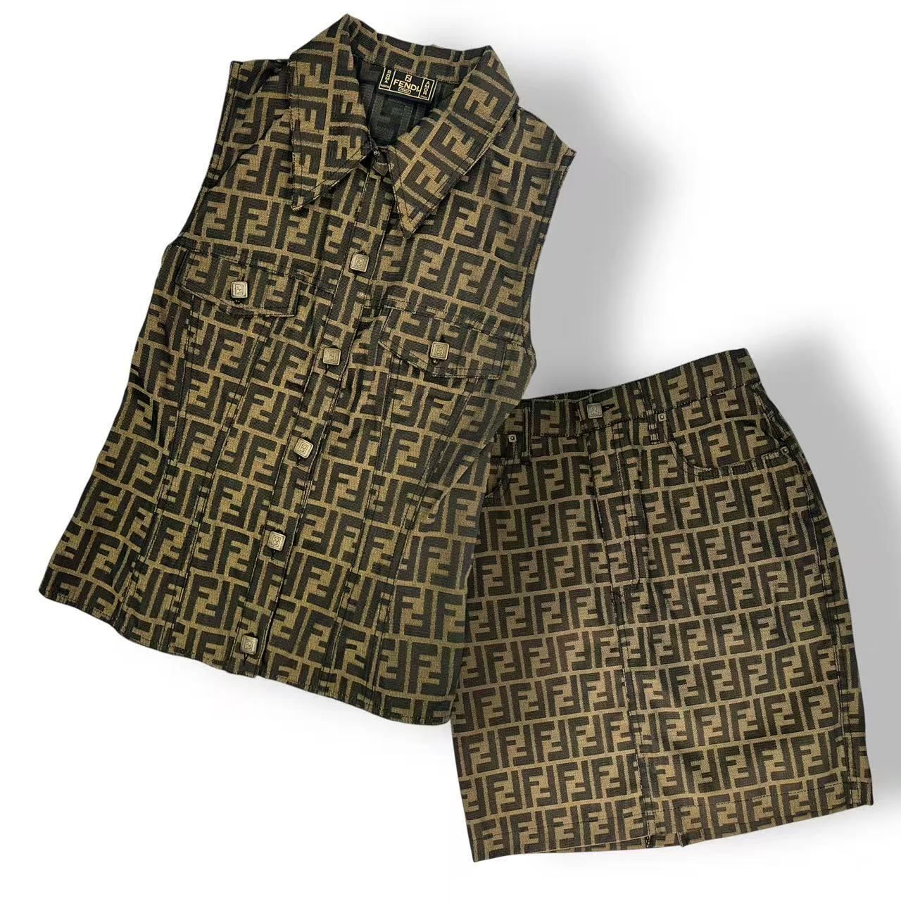 Fendi Set Sleeveless Top Trapezoid Skirt Zucca Pattern FF Logo 42 Brown