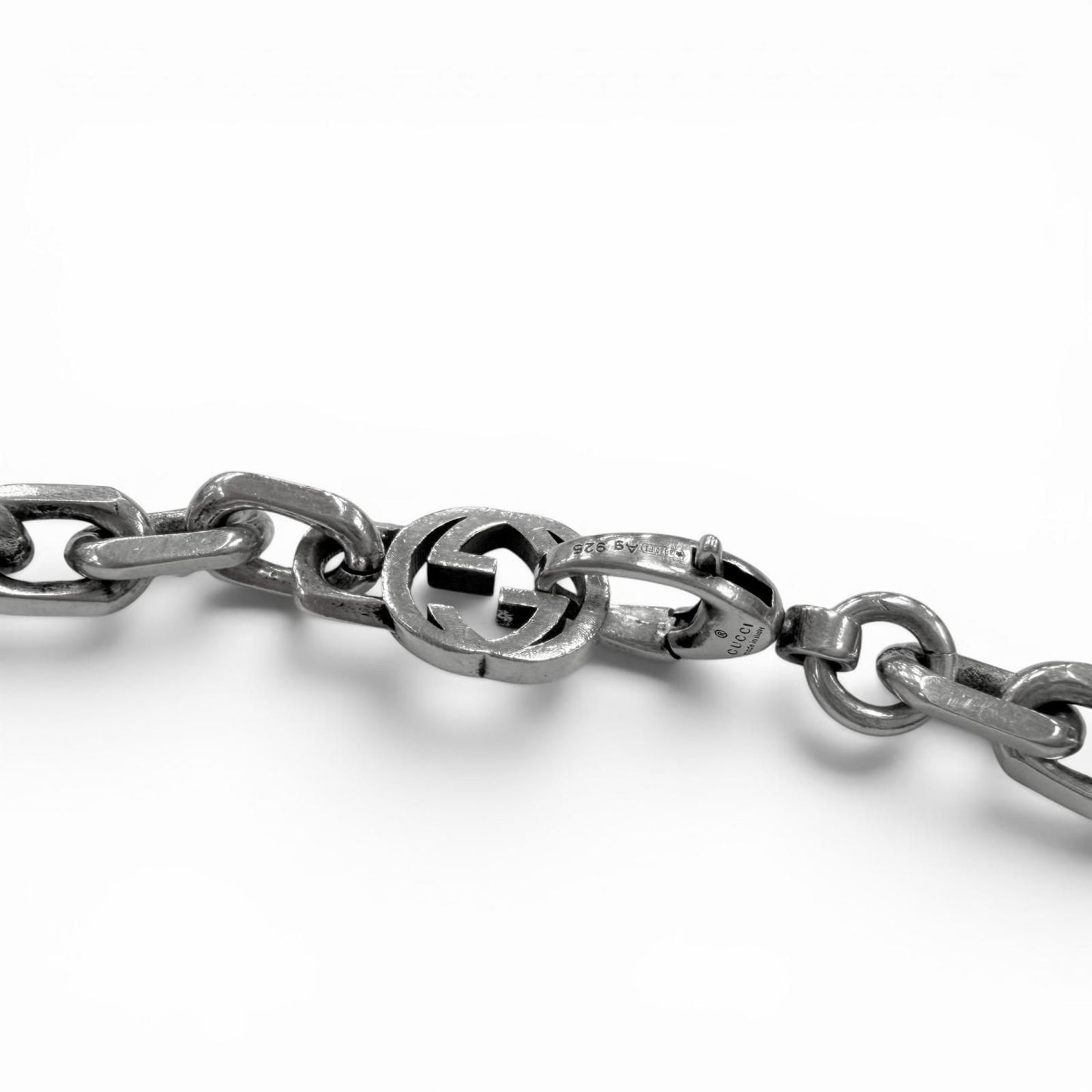 Gucci Interlocking Chain Necklace Silver — view 5