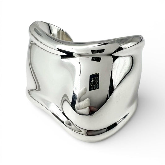 Tiffany & Co Elsa Peretti Small Bone Calf Bangle Hand Silver Bracelet