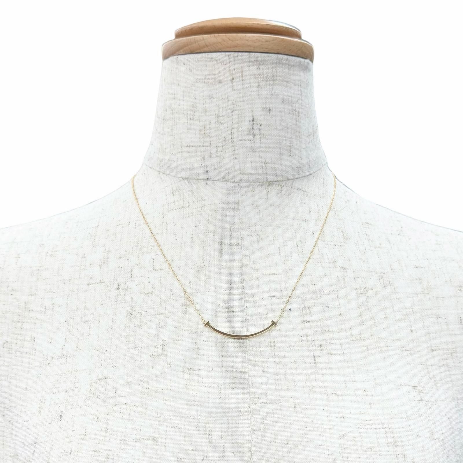 Tiffany & Co T Smile Small Pendant Pink Gold 18k — view 4