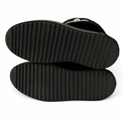 Louis Vuitton Snowdrop Line LV Logo Shearling Boots Black — view 6