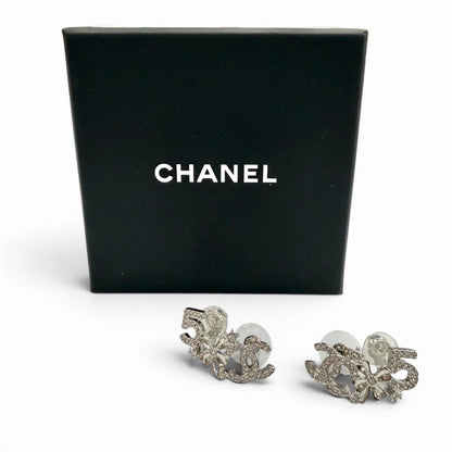 Chanel CC Logo Clover Rhinestone Earrings Silver — view 2