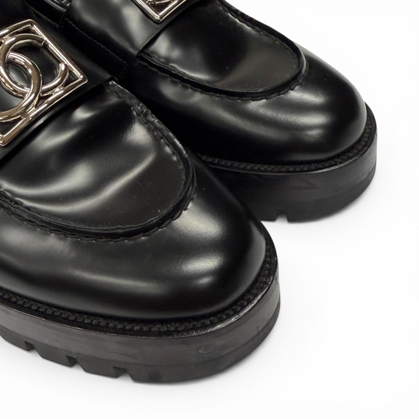 Chanel CC Logo Leather Loafers Shoes Black Silver — view 7