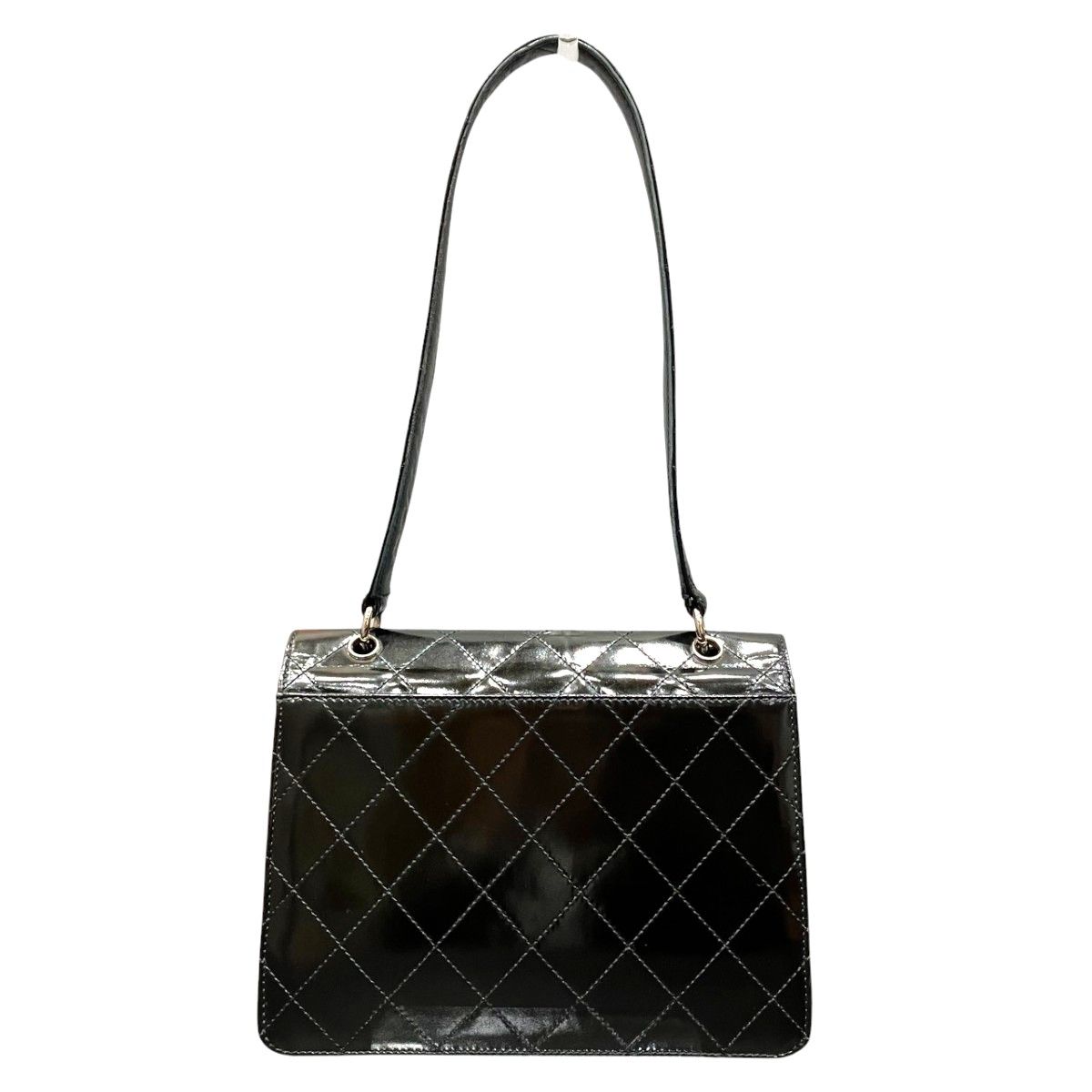 Chanel Shoulder Bag Patent Leather — view 2