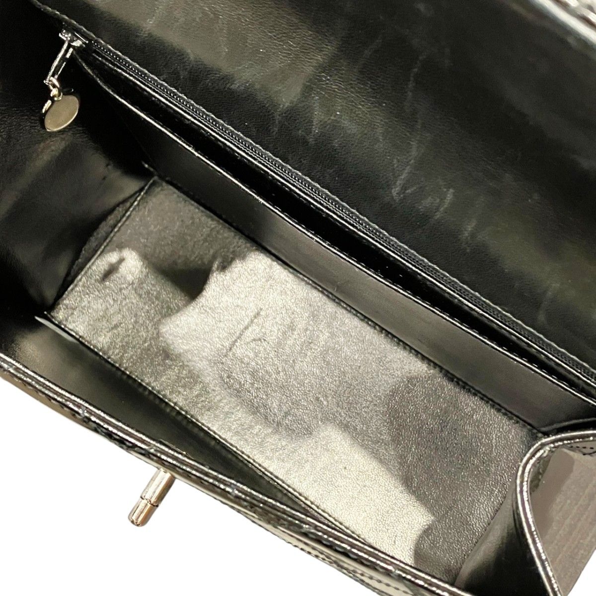 Chanel Shoulder Bag Patent Leather — view 7