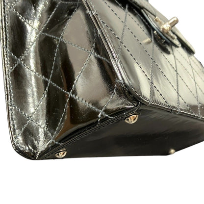 Chanel Shoulder Bag Patent Leather — view 9