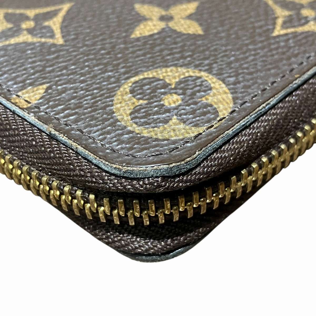 Louis Vuitton Portefeuille Clemence Monogram Wallet — view 6