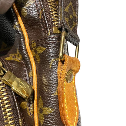 Louis Vuitton Amazon Monogram Shoulder Bag Canvas — view 9