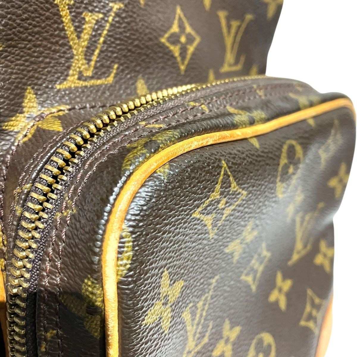 Louis Vuitton Amazon Monogram Shoulder Bag Canvas — view 5