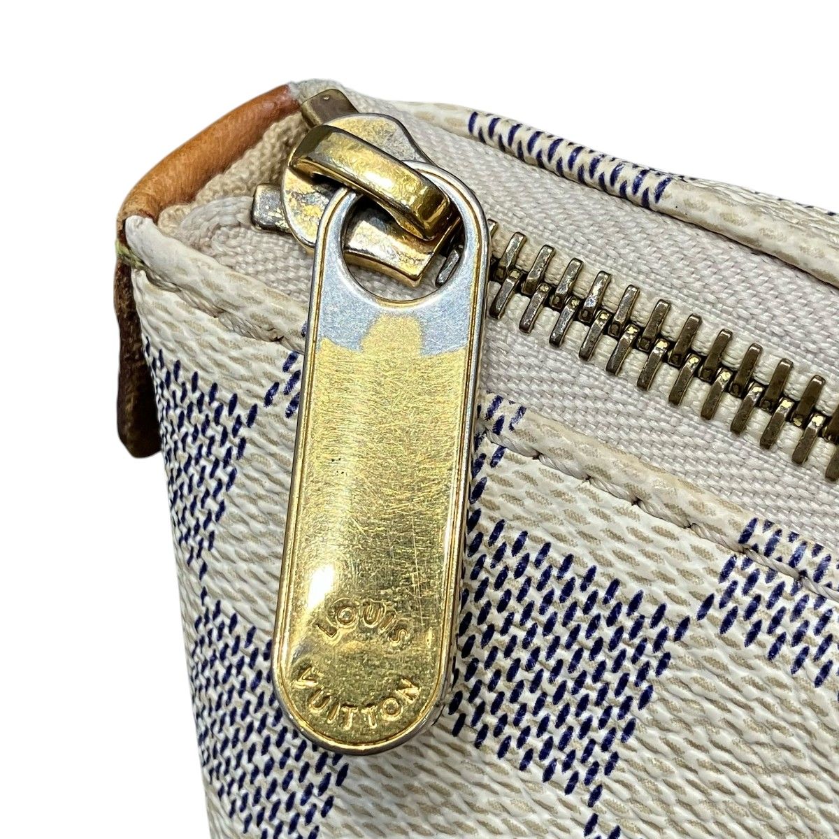 Louis Vuitton Totally MM Damier Tote Canvas Leather — view 7
