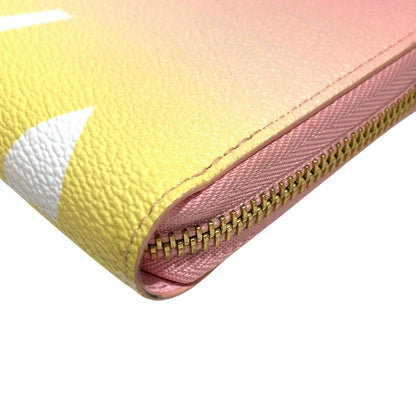 Louis Vuitton by the Pool Zippy Wallet Monogram Giant — view 7