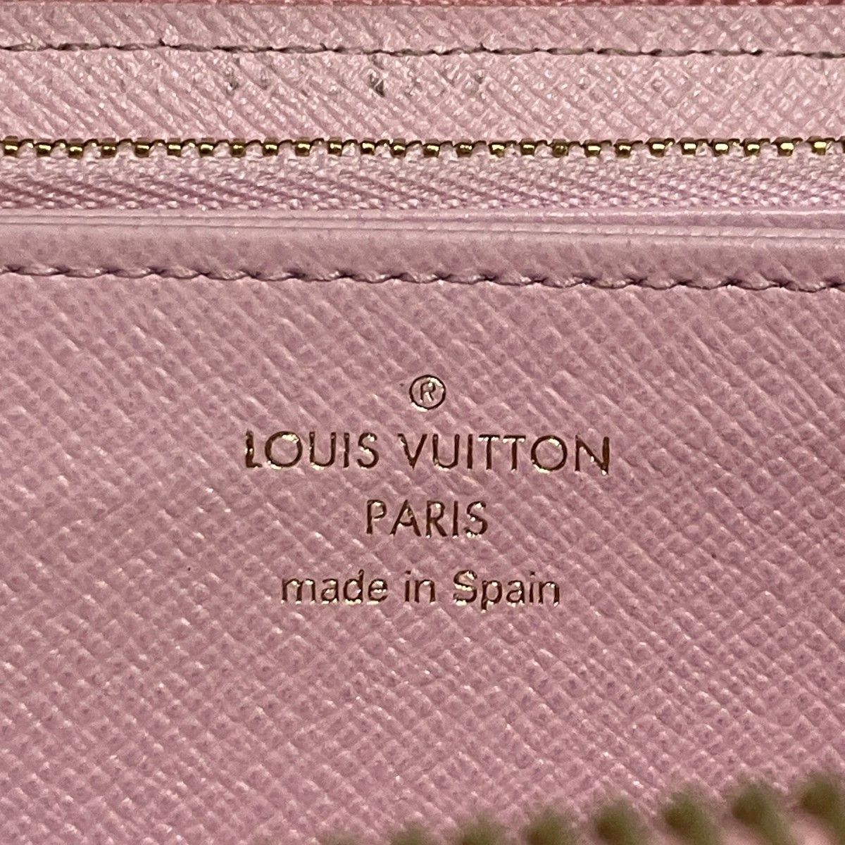Louis Vuitton by the Pool Zippy Wallet Monogram Giant — view 4