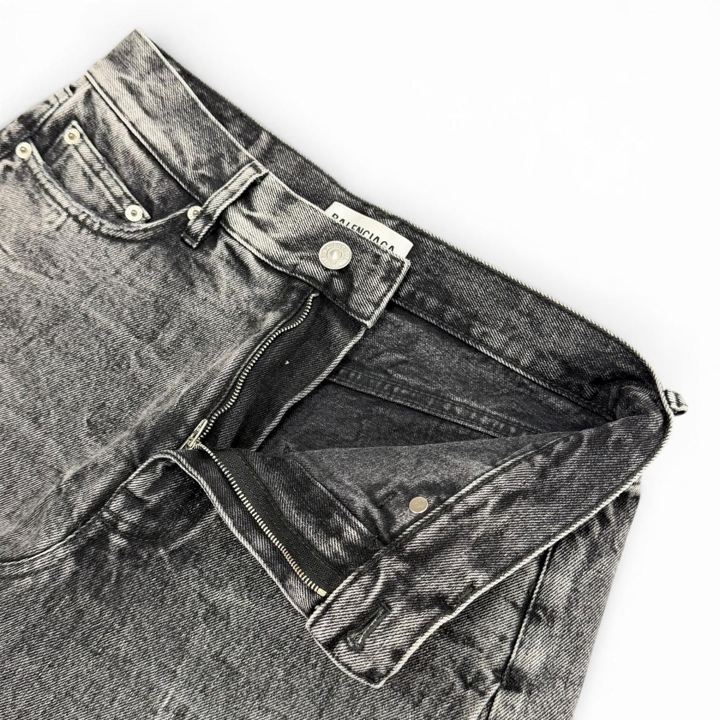 Balenciaga Cotton 100% Logo Patch Denim Shorts Black 34 Recommended — view 3