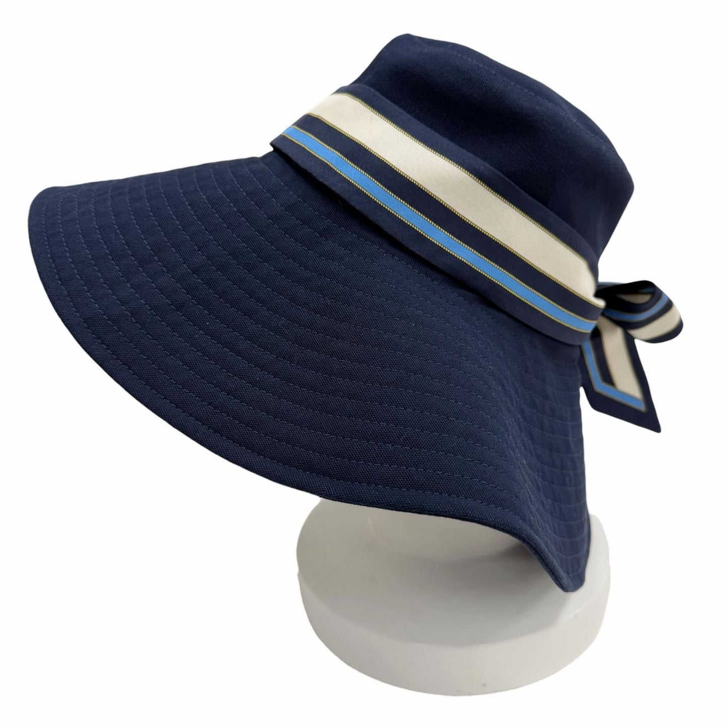 Louis Vuitton 2024 LV Hat — view 3