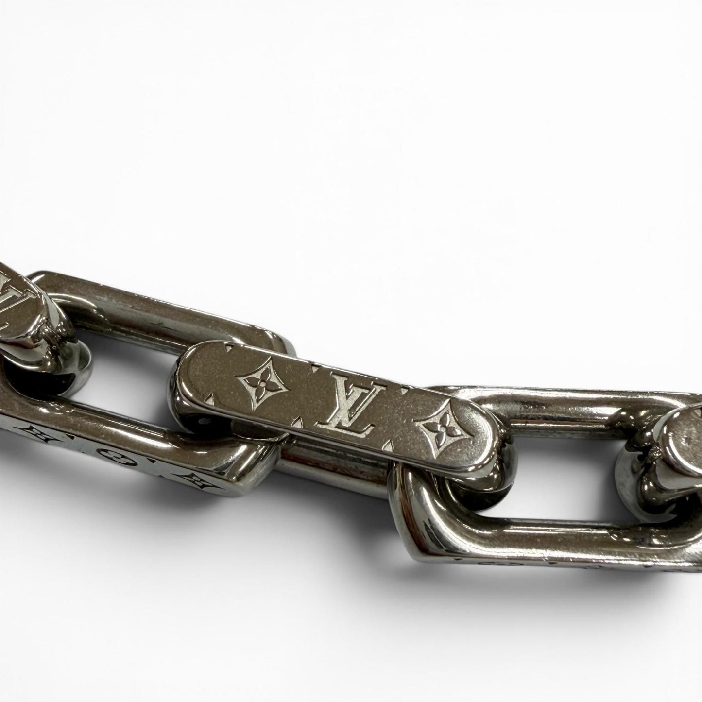 Louis Vuitton 2021 129800 Necklace — view 3