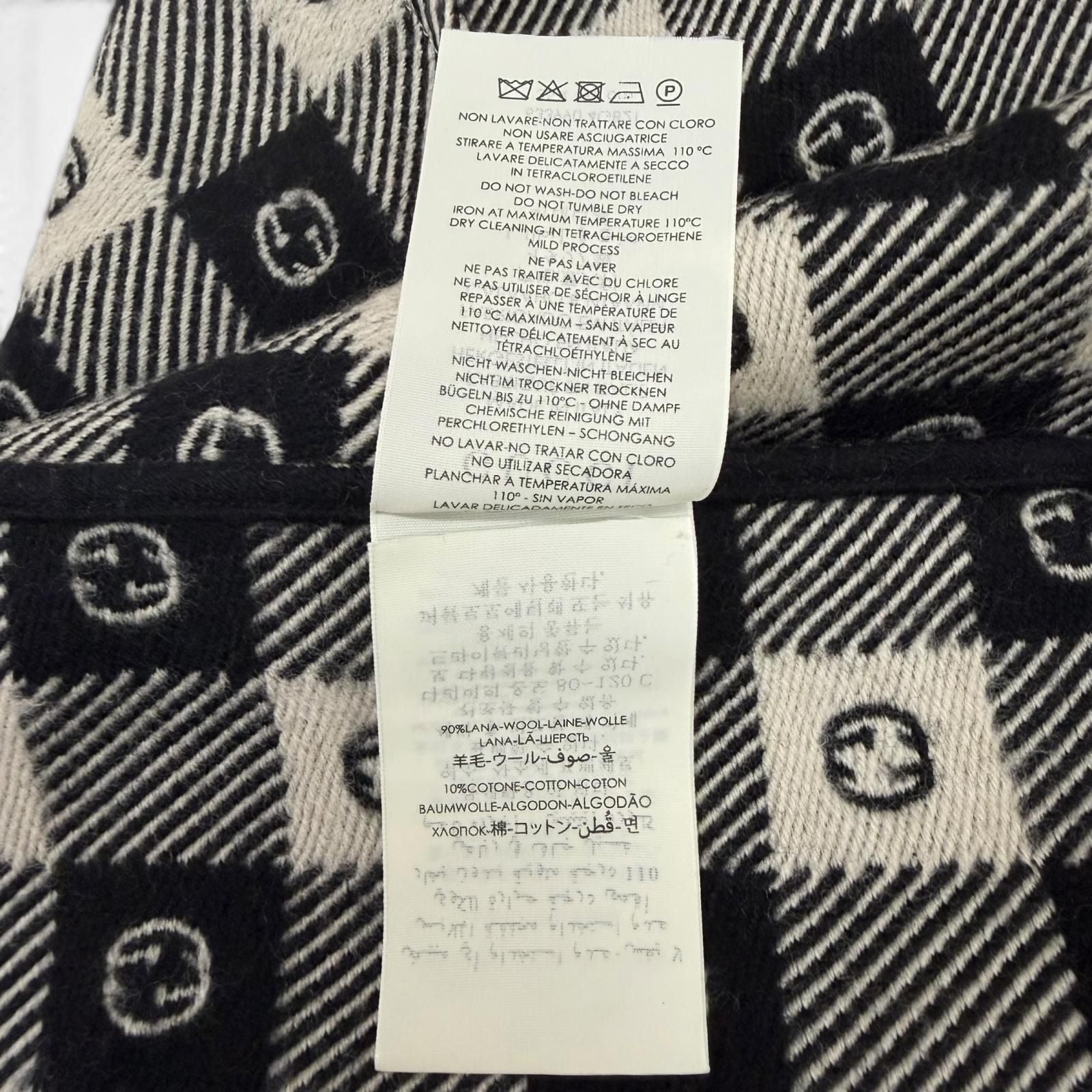 Gucci Interlocking Plaid Fringe Scarf Black Ivory 35 190 cm — view 8
