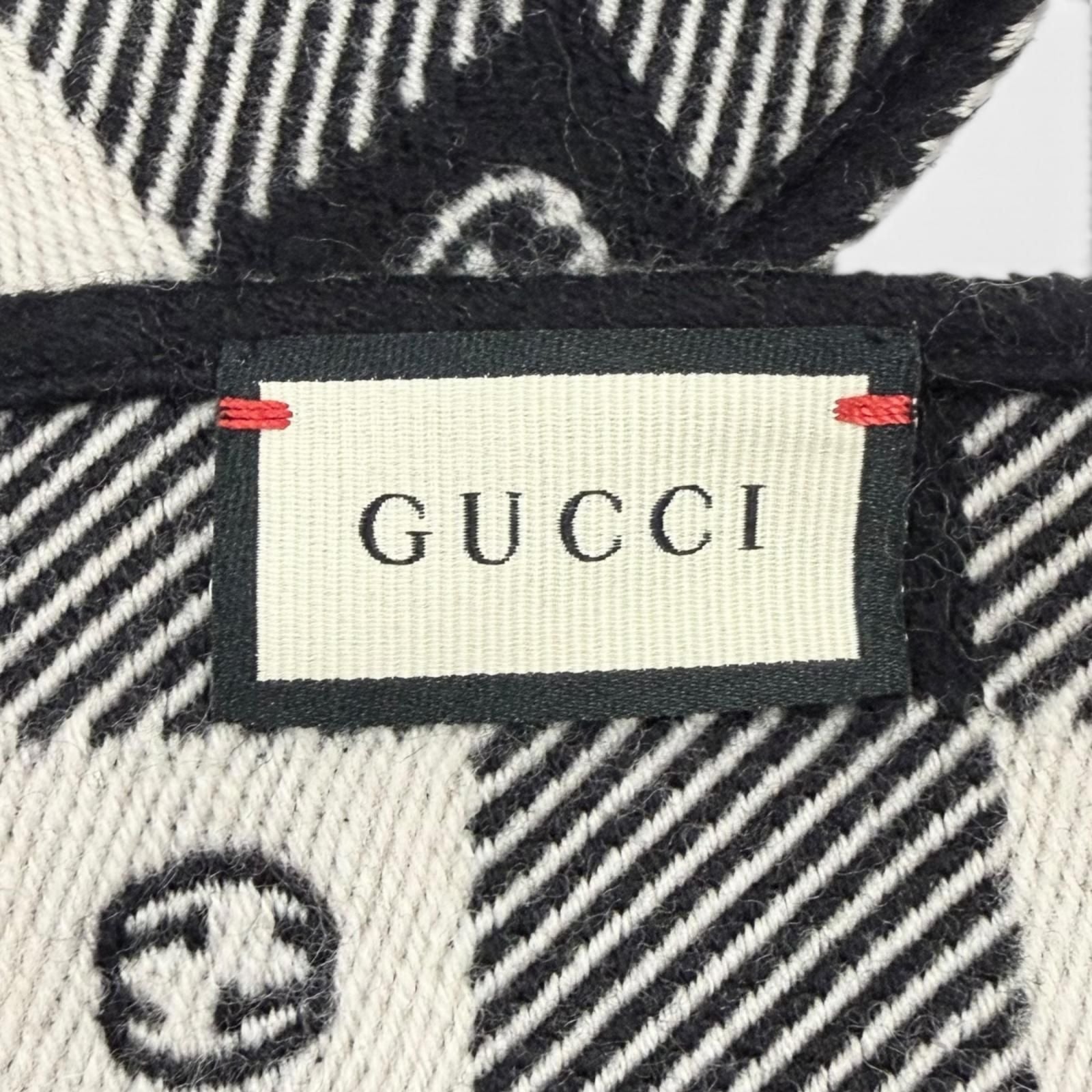 Gucci Interlocking Plaid Fringe Scarf Black Ivory 35 190 cm — view 6