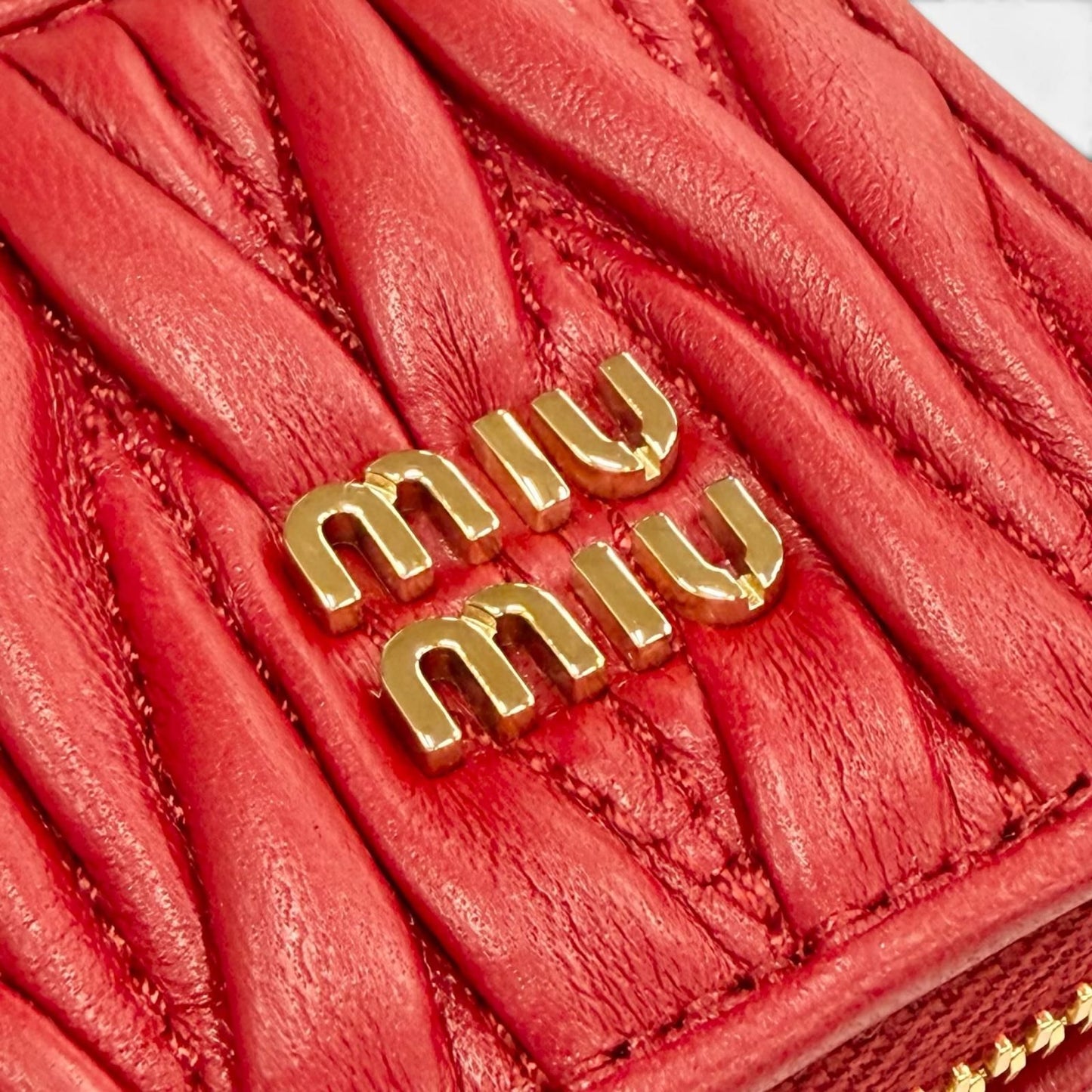 Miu Miu Matelasse Charm Logo Key Ring Leather Pouch Red Gold Large Recommended — view 7