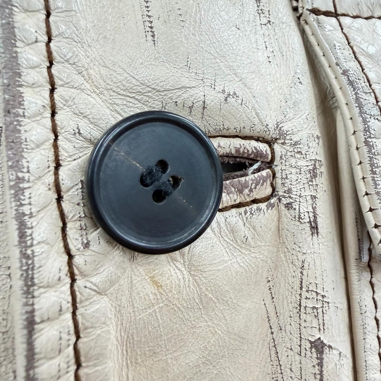 Saint Laurent Yves Cowhide Era Vintage Processed Leather Jacket Beige 46 — view 6