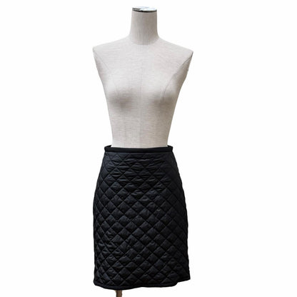 Louis Vuitton Knee Length Quilted Tight Skirt Black 36 — view 2