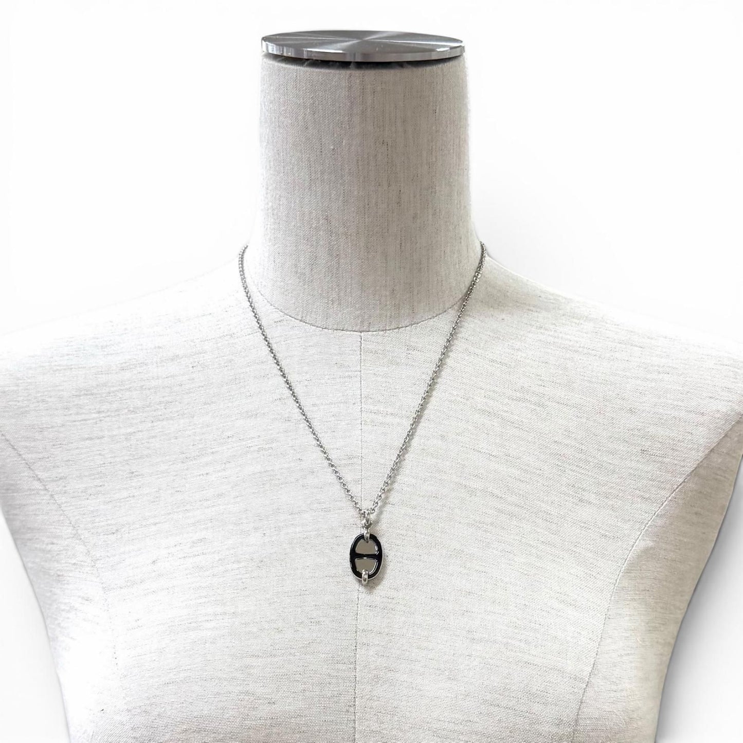 Hermes Pendant Mini Maillon PM Chaine D'ancre Necklace Black — view 4