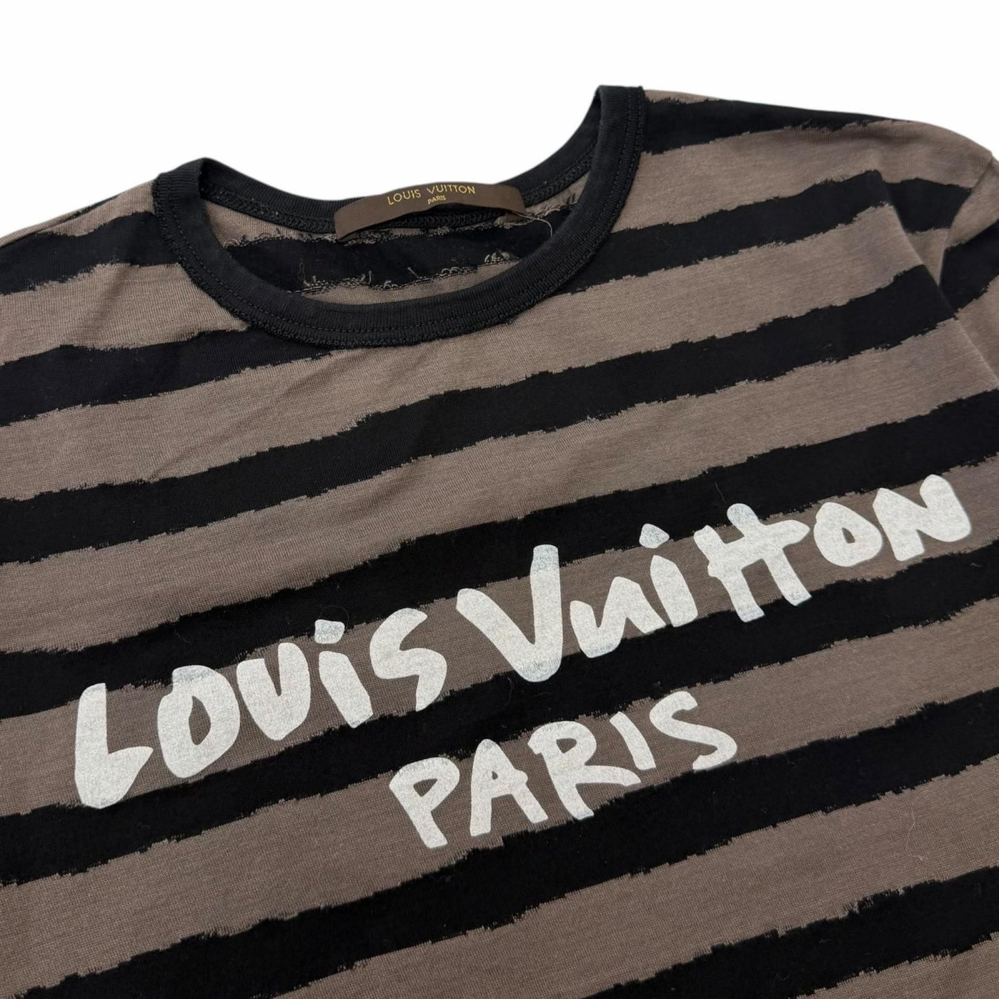 Louis Vuitton Cotton 100% Border Logo Print Crew Neck Short Sleeve T-Shirt Gray — view 2