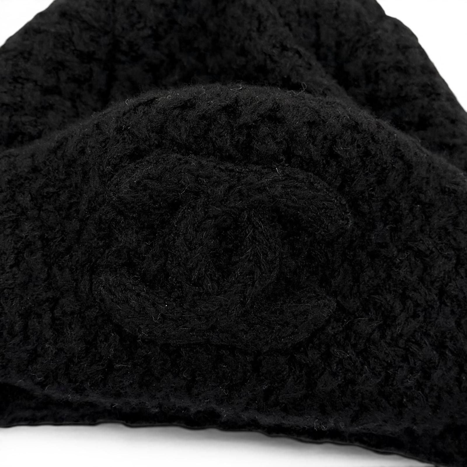 Chanel Cashmere Silk CC Logo Chapka Hat Trapper Hat Flight Hat Knit Cap Black — view 8