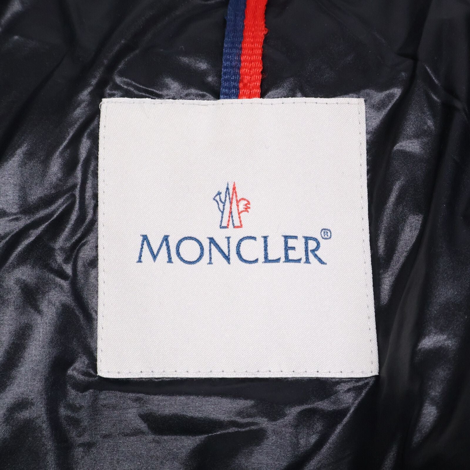 Moncler Montgenevre Short Down Jacket — view 5