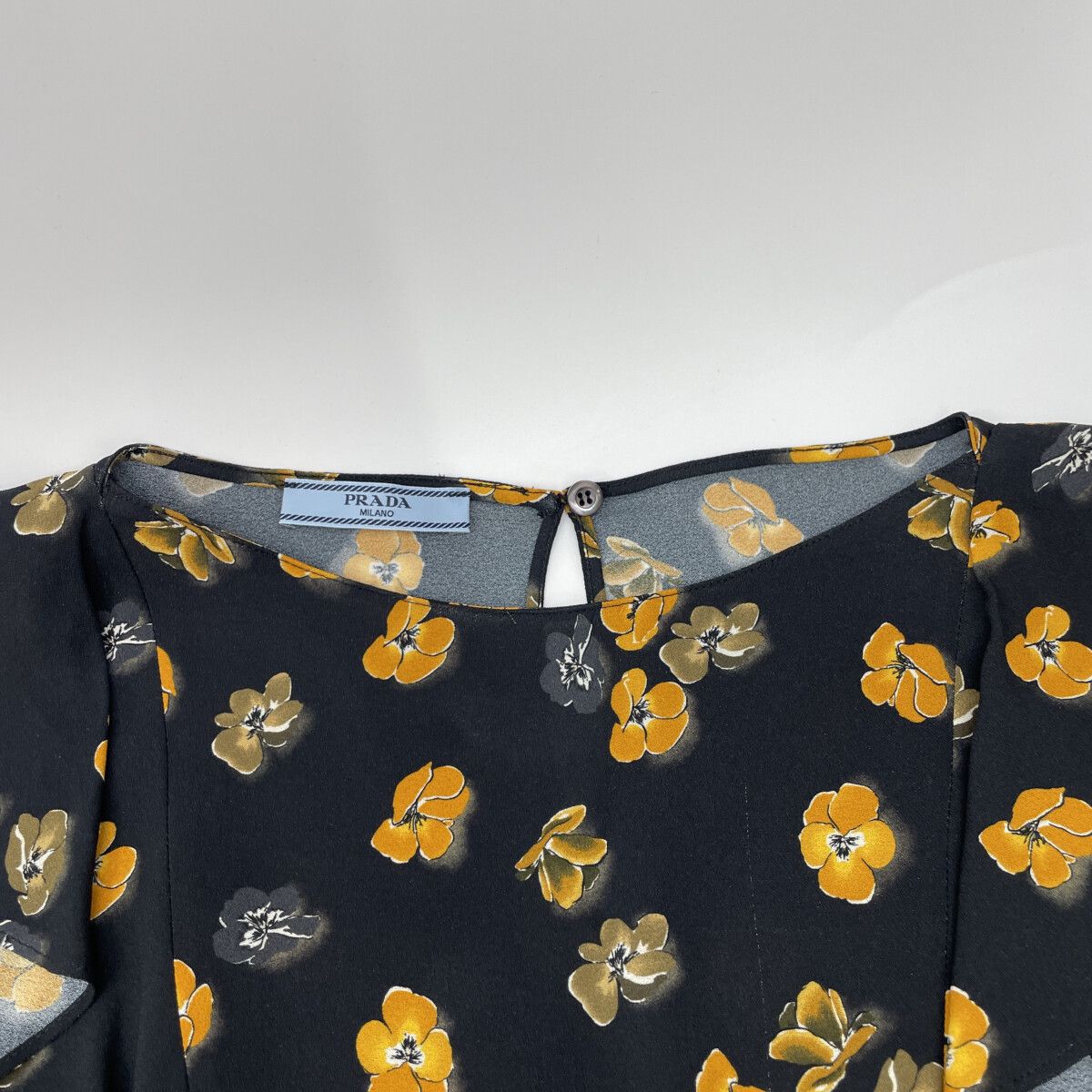 Prada Black Flower Print Ruffle Sleeve Blouse 38 — view 5