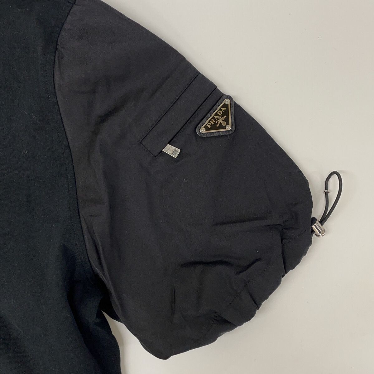 Prada Black Re-Nylon Trim Nylon Sleeve Triangle Logo T-Shirt XS — view 8