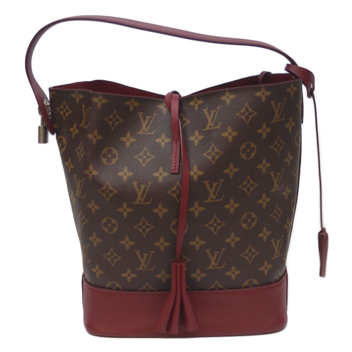 Louis Vuitton Monogram Idle Shoulder — view 3