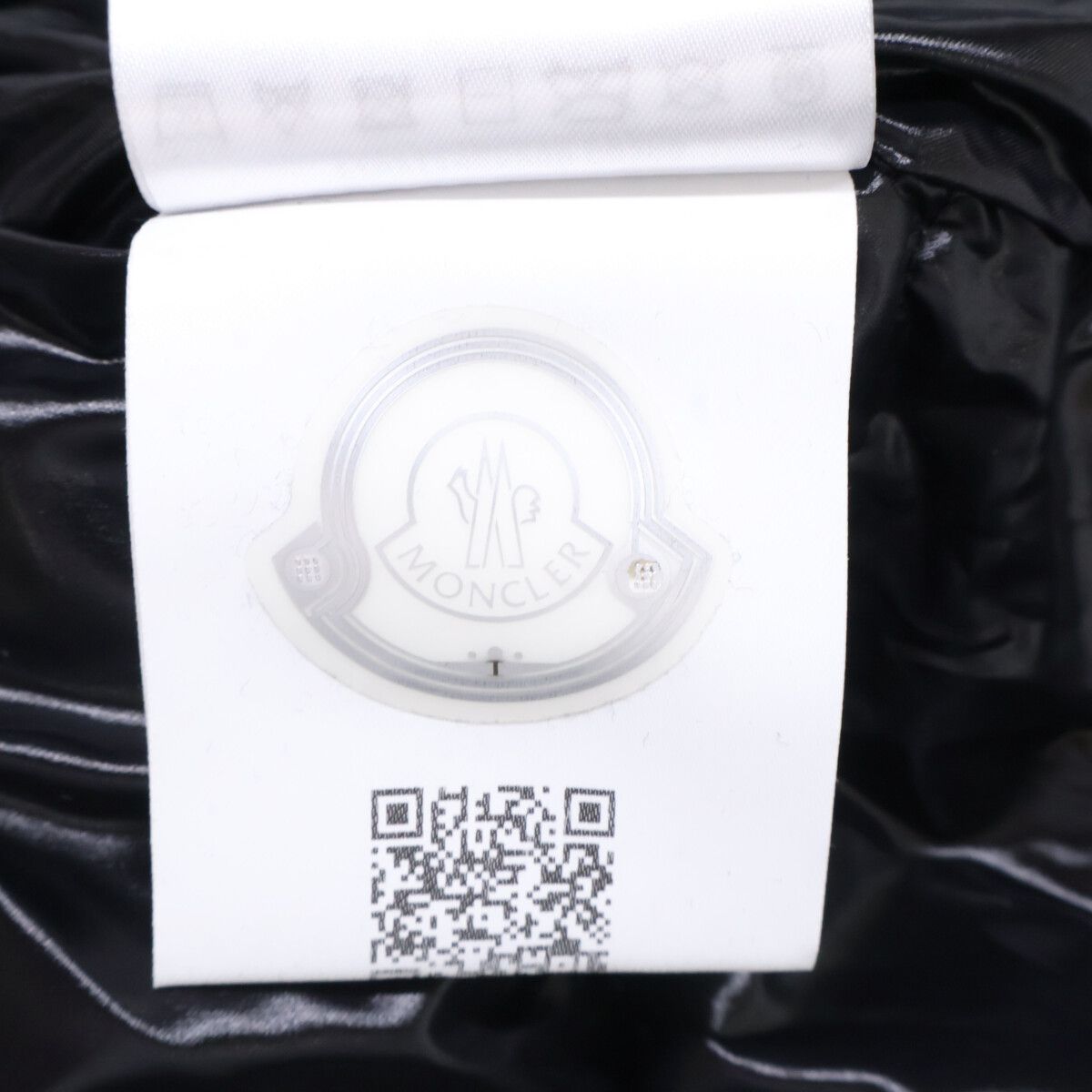 Moncler Montcla Inside Logo Embroidered Grosgrain Tape Hoodie Down — view 8