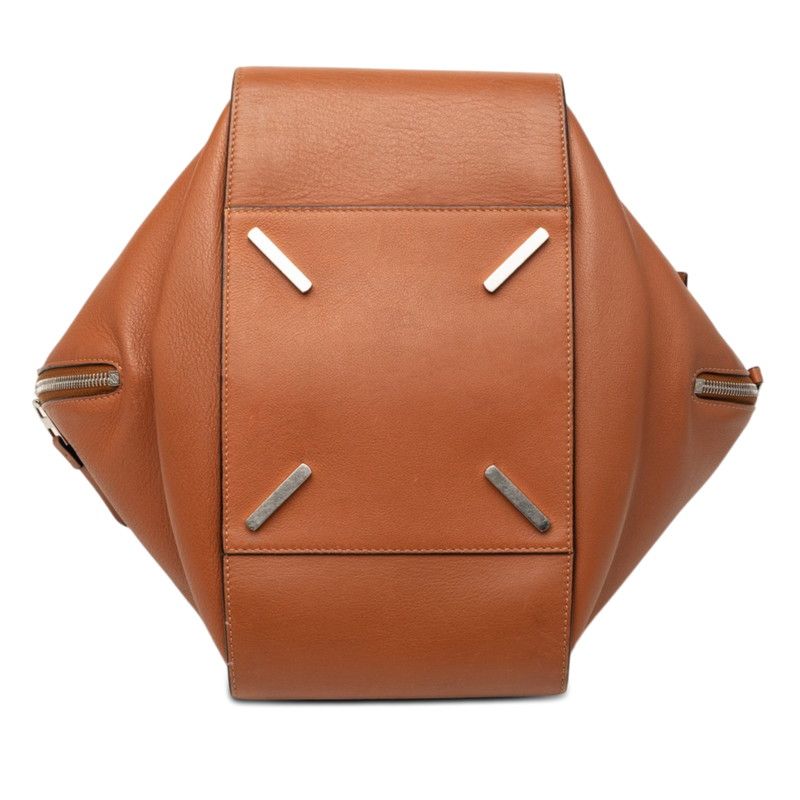 Loewe Anagram Hammock Small 2-Way Shoulder Bag Brown Leather — view 3