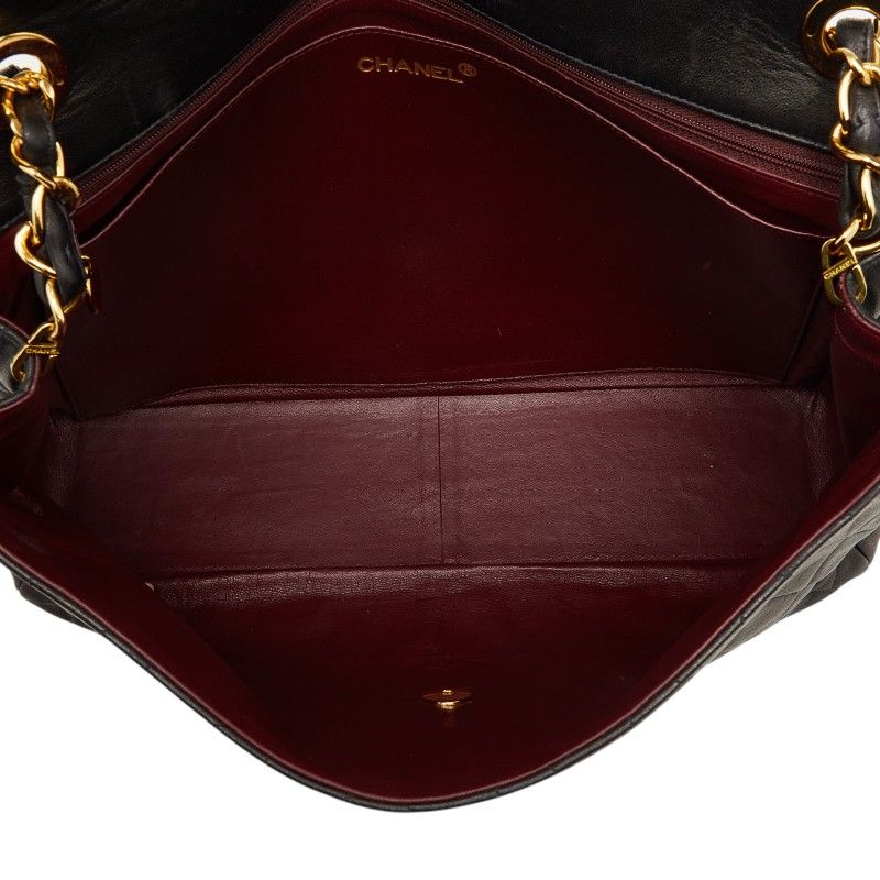 Chanel CC Logo Quilted Chain Shoulder Bag Black Lambskin — view 8