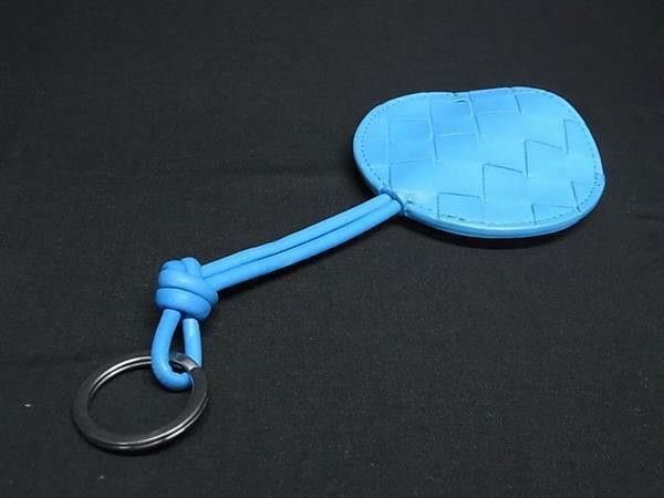 Bottega Veneta Bag Charm Intrecciato Blue Leather Key Holder Key Ring — view 2