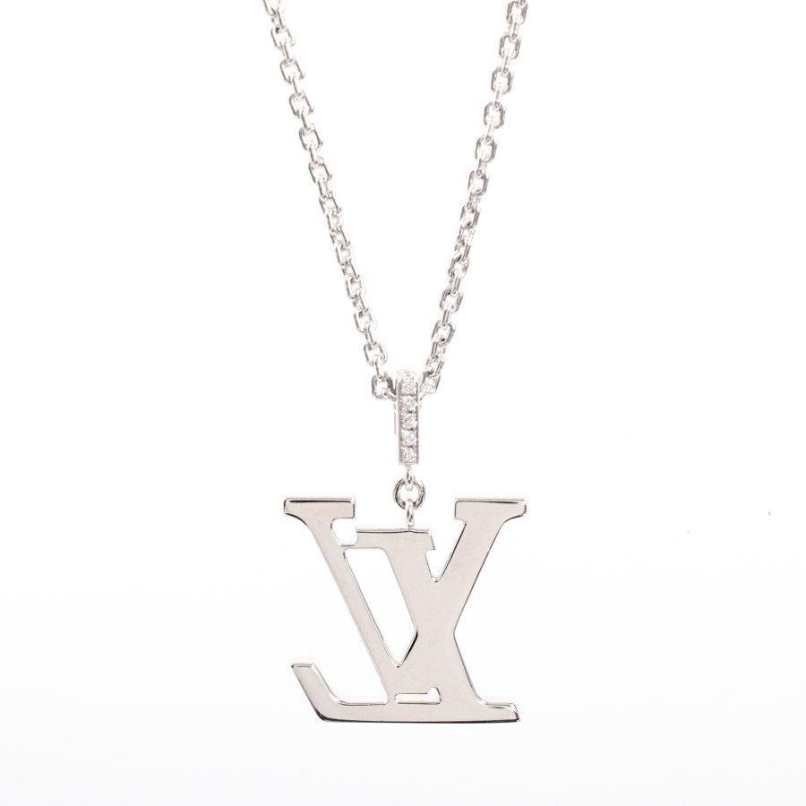 Louis Vuitton Necklace Pendentif LV GM — view 4
