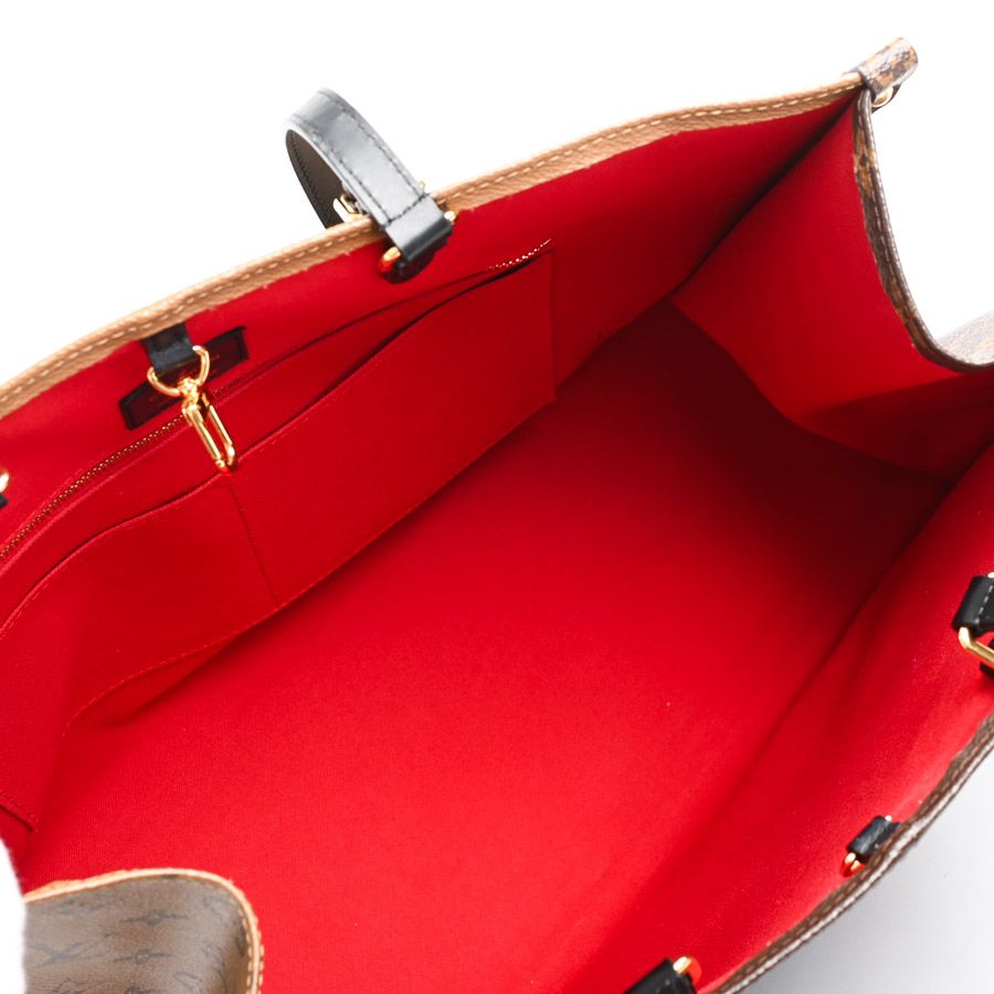 Louis Vuitton Tote On The Go GM — view 5