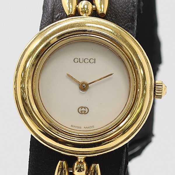 Gucci And Change Bezel Quartz White Dial Watch — view 2