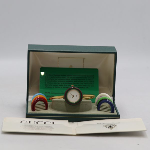 Gucci Change Bezel 11 12 Quartz Bangle Watch White Dial
