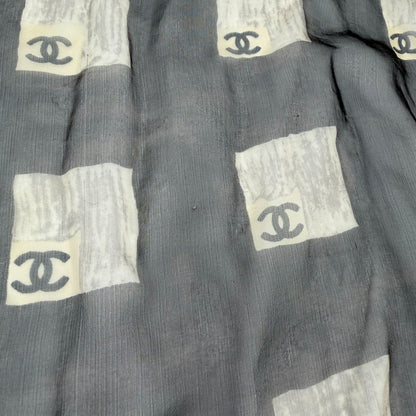 Chanel CC Logo Scarf Silk Gray Vintage — view 9