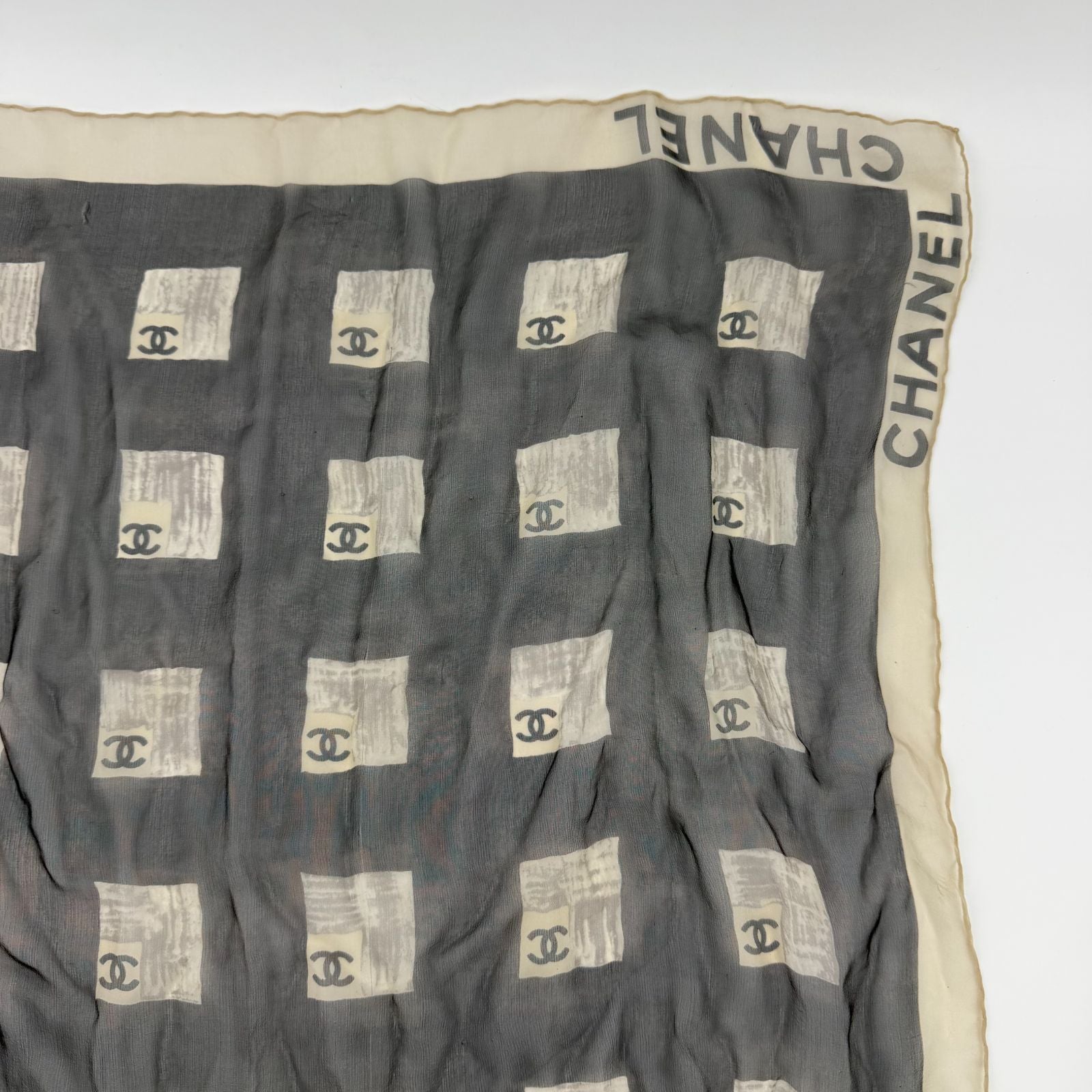 Chanel CC Logo Scarf Silk Gray Vintage — view 4