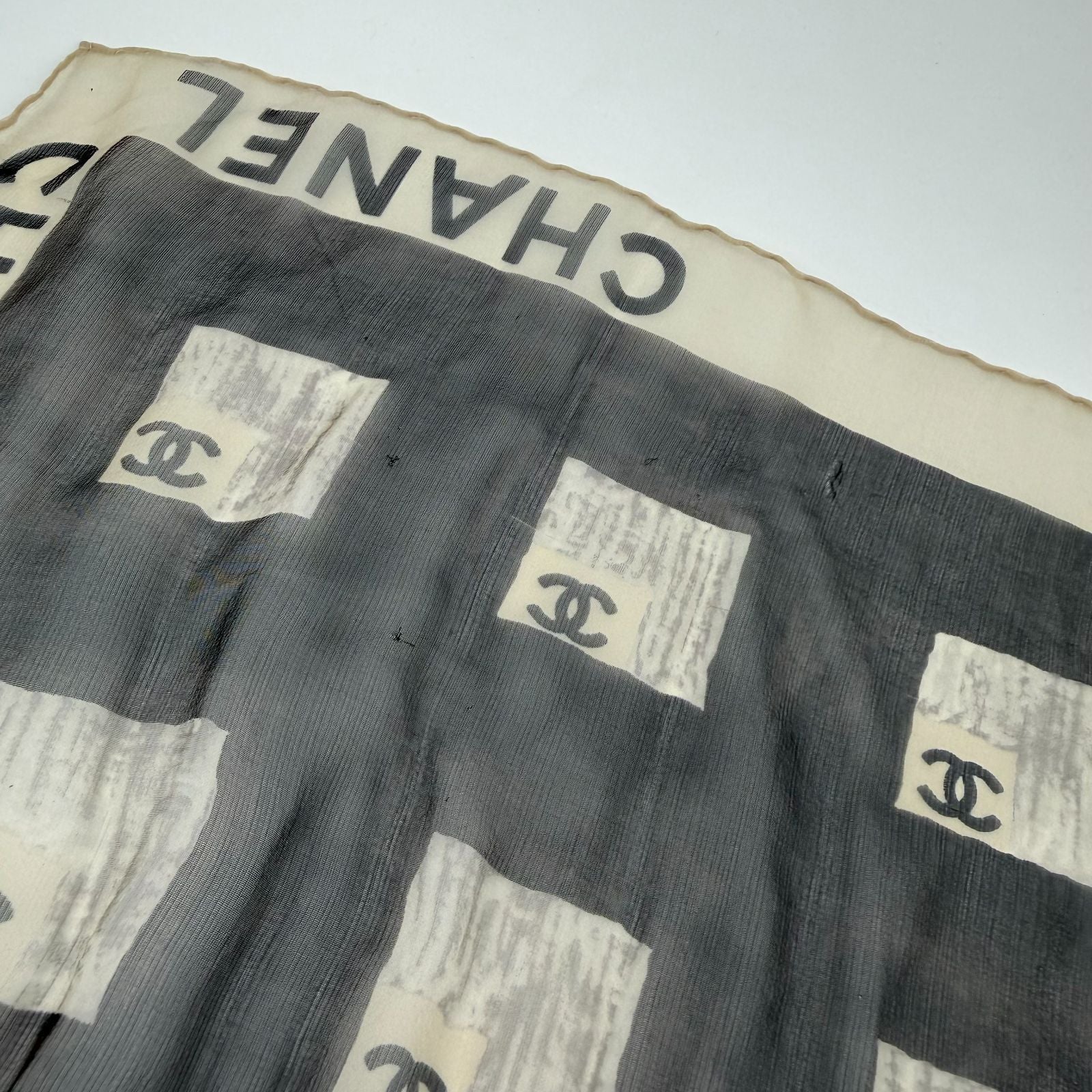 Chanel CC Logo Scarf Silk Gray Vintage — view 8