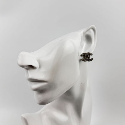 Chanel CC Logo Single Pierced Earrings Rhinestone Silver Vintage — view 2