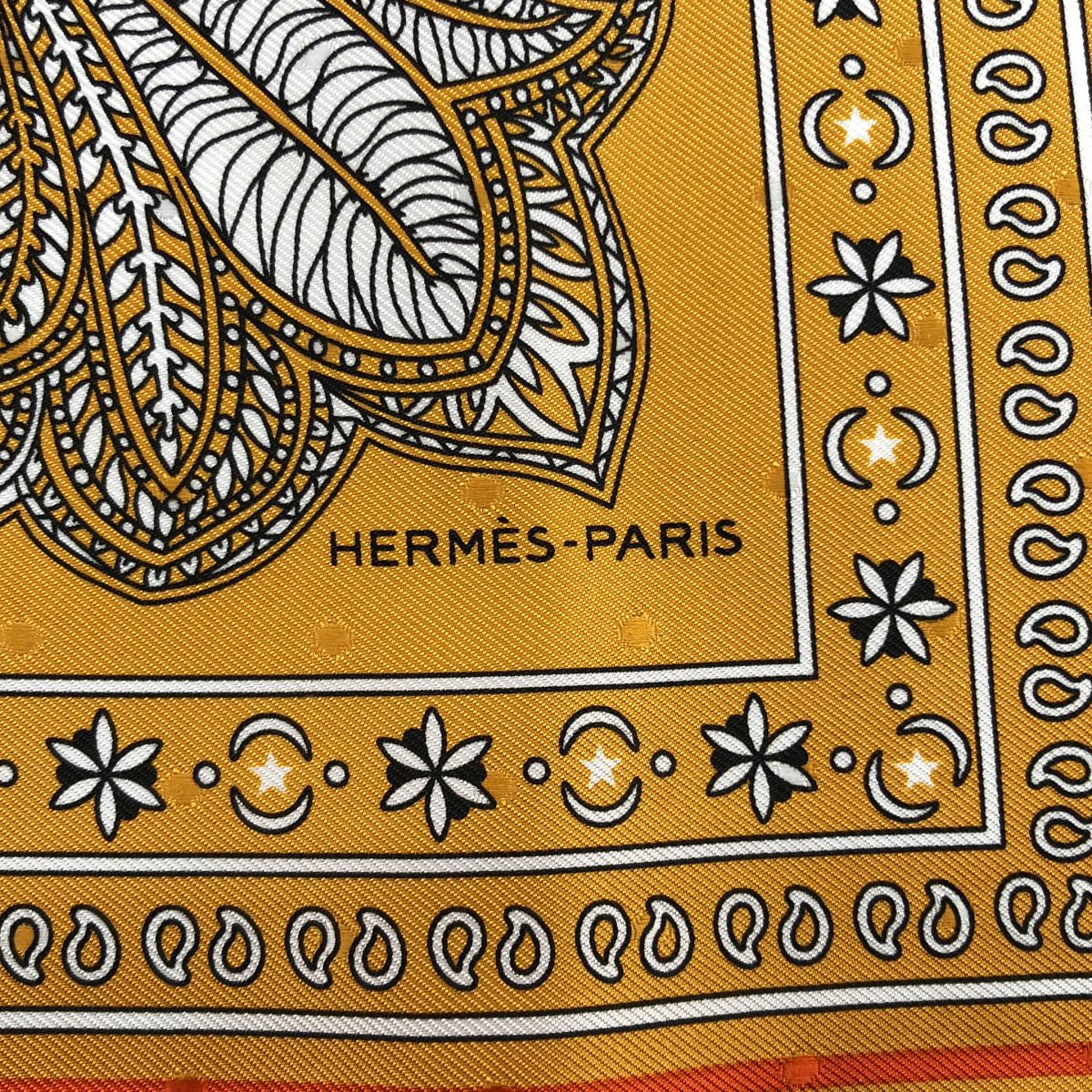 Hermes Jardin Maharani's Garden Carre 55 Scarf Orange — view 3