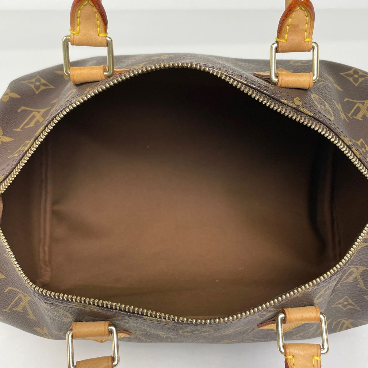 Louis Vuitton Speedy 30 Boston Bag Monogram Brown — view 9