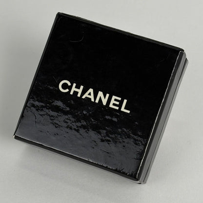 Chanel CC Logo Earrings Gold Plated — view 6