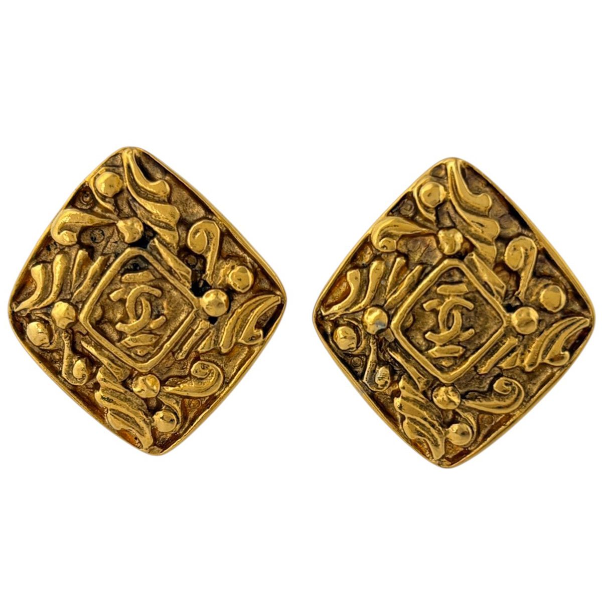 Chanel CC Logo Earrings Gold Plated