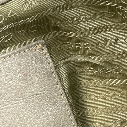 Prada Logo Shoulder Bag Leather Gray — view 9