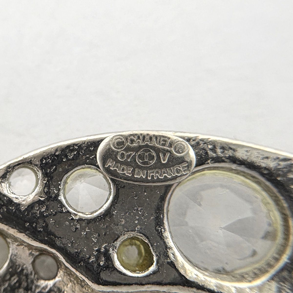 Chanel CC Logo Rhinestone Brooch Silver Plated — view 4